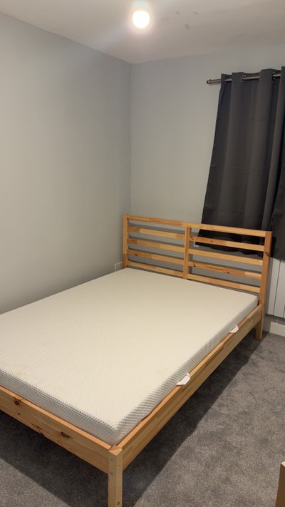 One room to let Main Photo