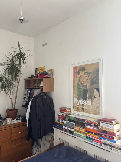 Room in Queens Park Main Photo