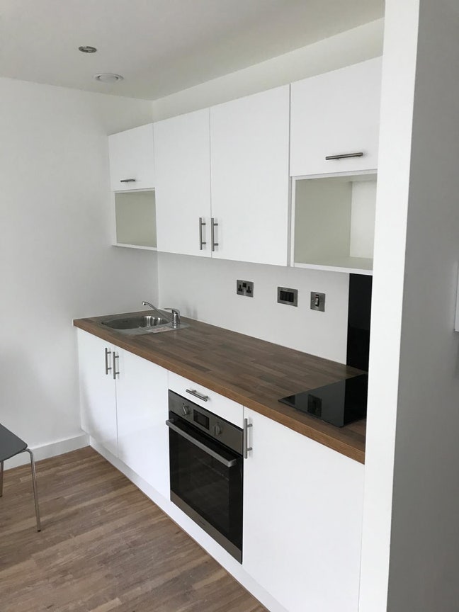 Modern Studio Flat Main Photo