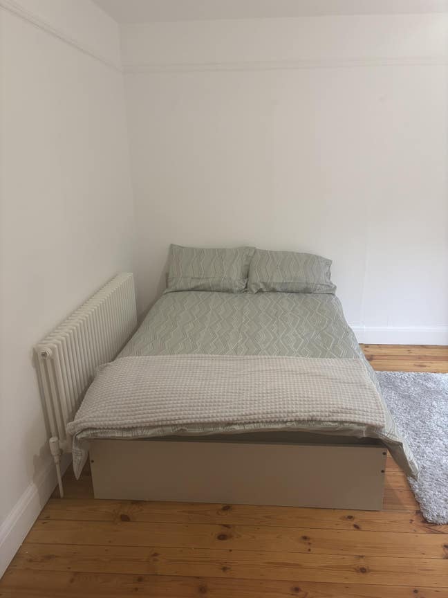 Large double room  Main Photo