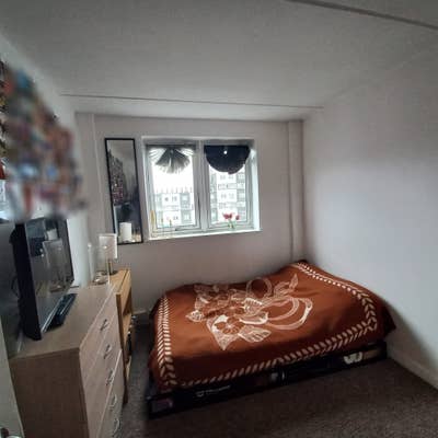 Double Room Near Battersea Park with living room Main Photo