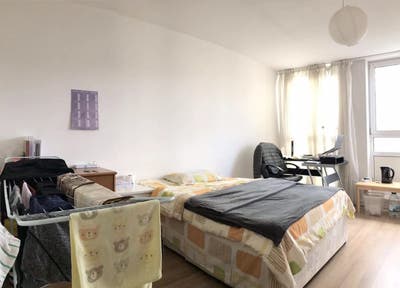 Double Room | Bills Inc. | 8 mins Warren Street  Main Photo