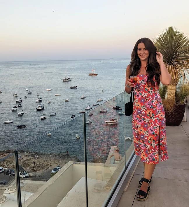 Two nights a week - professional female Main Photo