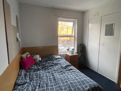 St Clements room Main Photo