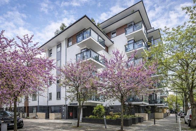 Lovely Modern Double En-Suite Near London Bridge Main Photo