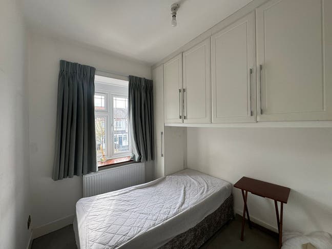 Single room Main Photo