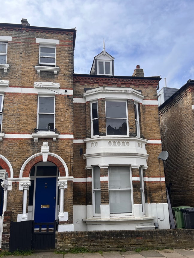 Delightful 3 bedroom flat - Brixton / Brockwell Main Photo