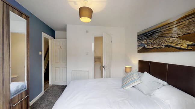 Double Room|3 Min Walk to Hospital|Bills Include Main Photo