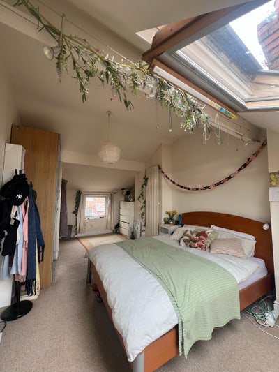 Large Attic Room in Friendly All Female House!  Main Photo