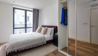 Double Bed Room w pvt bathroom + Gym Main Photo