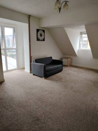 Large double room in spacious house share  Main Photo