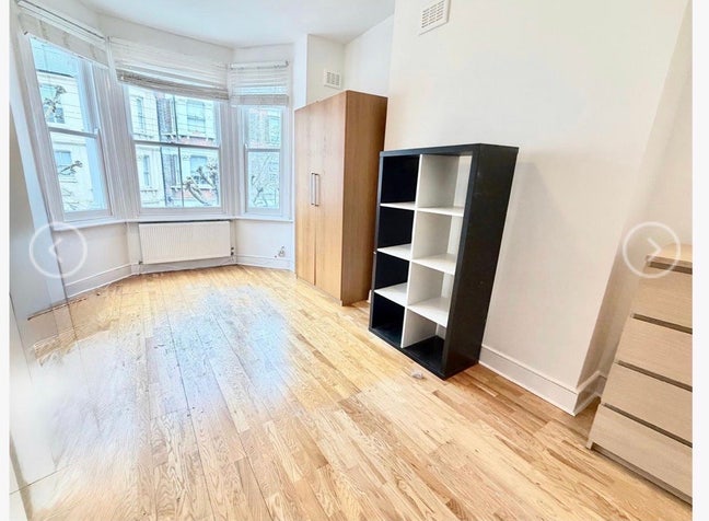 Victorian 2/3 beds mins from Camden Town Main Photo