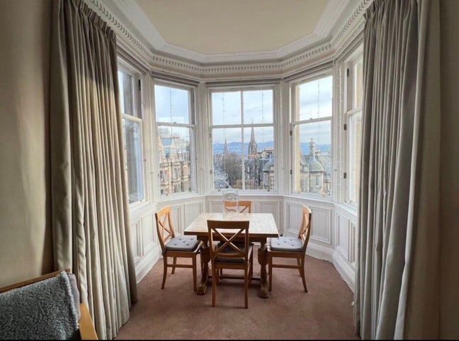 Bruntsfield Place king size bed available  Main Photo