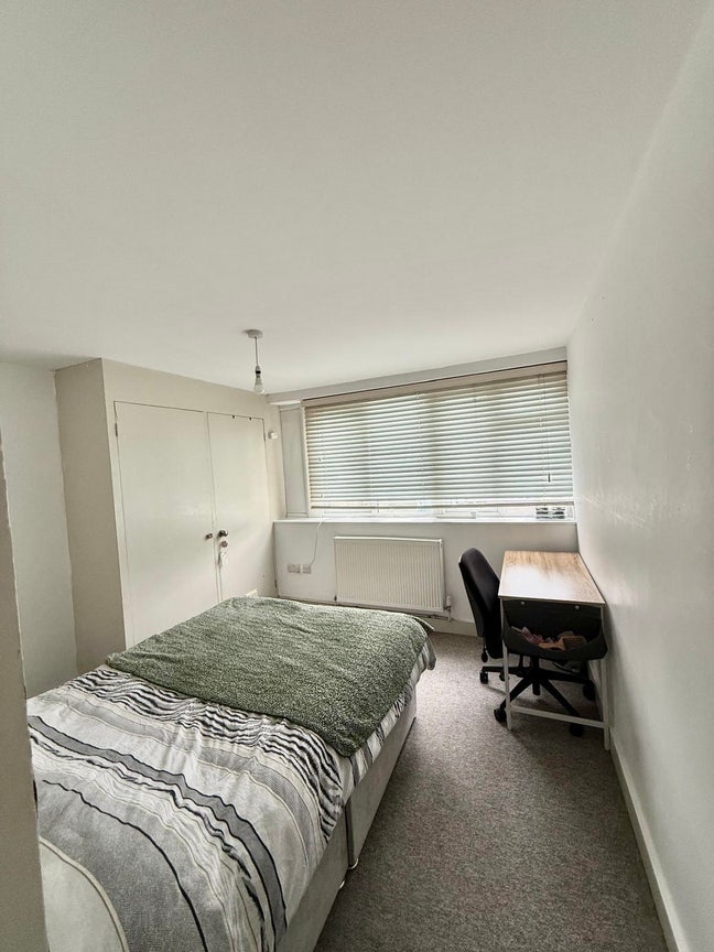 *Room in Central Brighton &pound;650* Main Photo