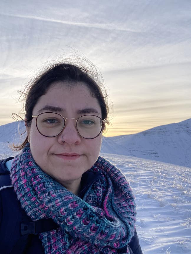 Seeking a large room and a clean, friendly ho... Main Photo