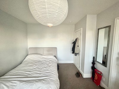 Unfurnished Double | Bay Window | En-Suite Main Photo