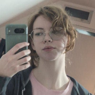 New to the area + cats !! Main Photo