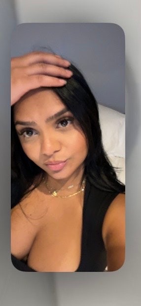 Looking for a room or studio to move into as ... Main Photo