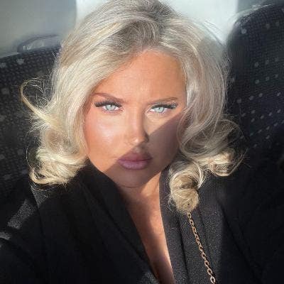 Professional Female seeks a double room Main Photo