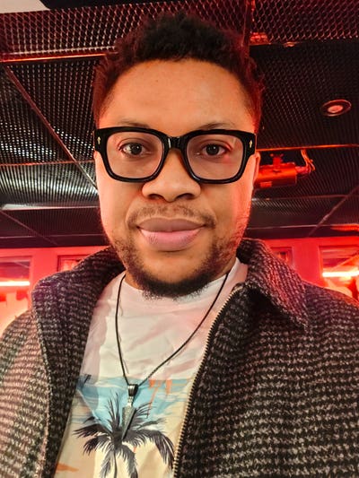 38 year old Male seeks a double room Main Photo