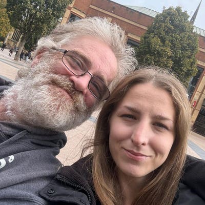 Single 56-7yr old male with a support cat.  Main Photo