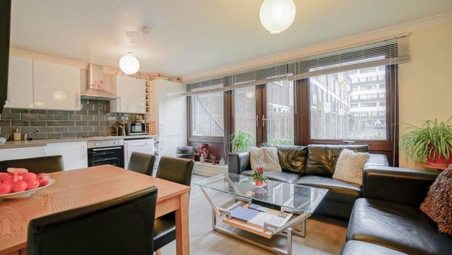 4XL Room + Garden – Walk To Tube + Vicky Park 🌿🚆 Main Photo