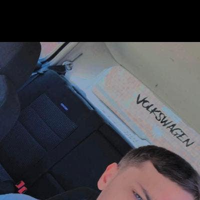 Looking for room or buddy up Main Photo