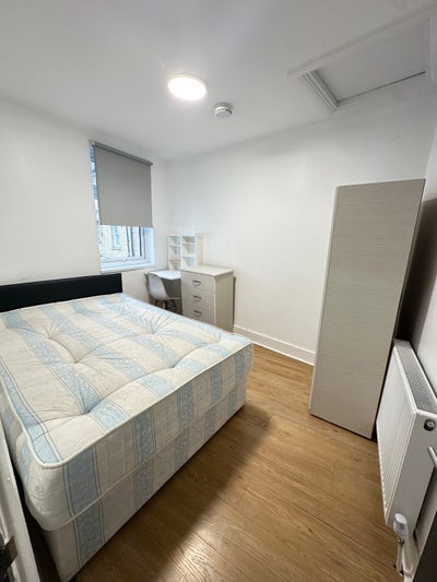 4 bed room house  Main Photo