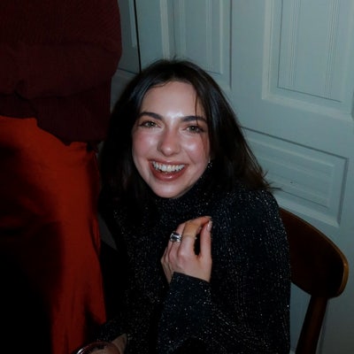 DC to London Girlie Looking for Friendly Flatmates Main Photo