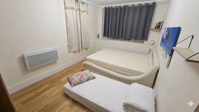 A 1 bed space is available in a prime location  Main Photo