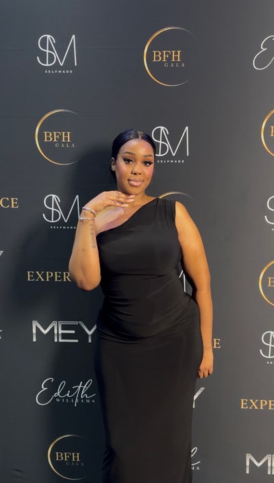 Looking for Someone to Find a Place Together Main Photo