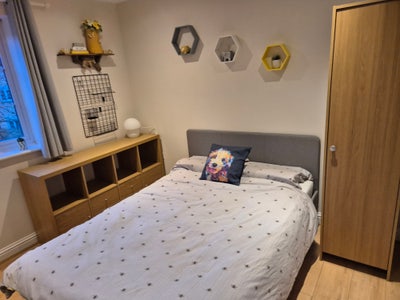 Double Room (Sun-Fri or full time let considered) Main Photo