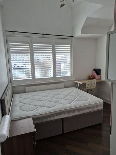 Beautiful rooms in peaceful tidy home  Main Photo