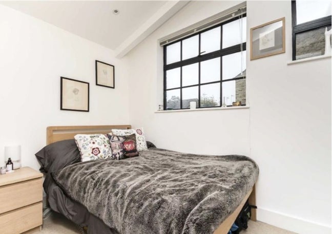 ⭐️ Gorgeous Mews Warehouse just by H&I station ⭐️ Main Photo