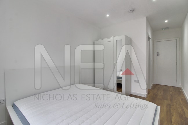 Double en-suite room: Norfolk Road Main Photo