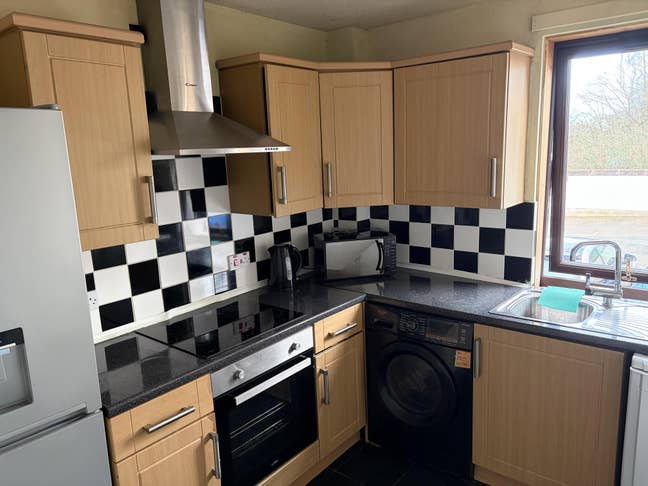 En-Suite Room available in Meadowbank, Edinburgh Main Photo