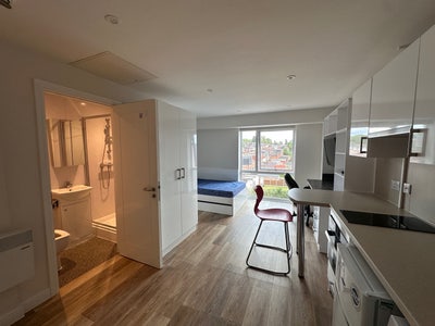 Modern 21㎡ Studio - Private Washer - Close to UoB Main Photo