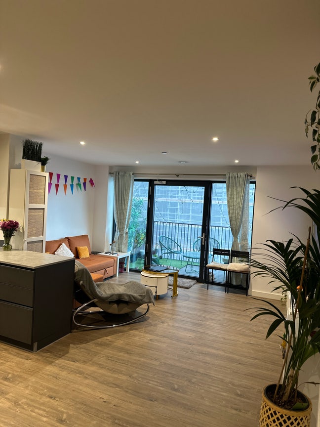 New-Build Flat | Zone 2 Main Photo