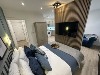 Impressive Studio Space in Central Milton Keynes  Main Photo