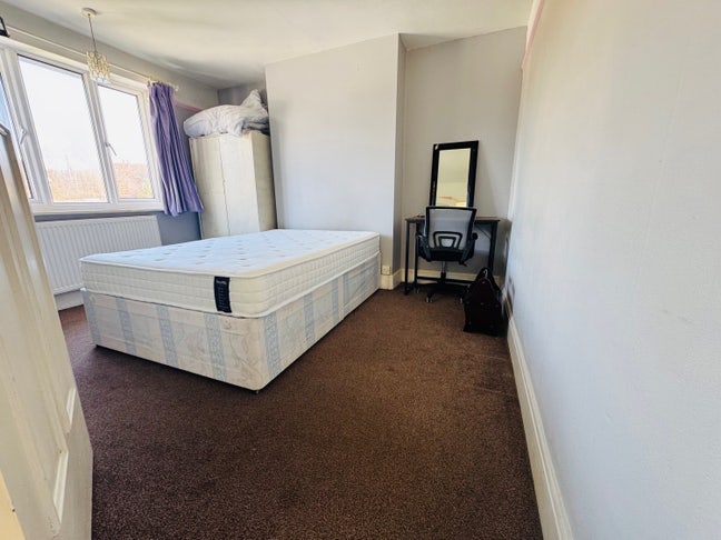 Double room to rent Main Photo