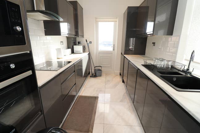 Move-In Ready, Fully Furnished Rooms - ACTON Main Photo