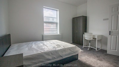 1 Double En Suite Double Room Available In L7! Main Photo