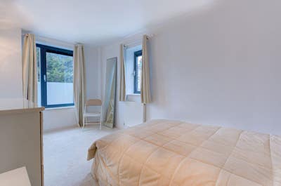 Bright Double Room In Minimalist Flat Main Photo