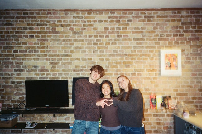 24F professional looking for an ensuite Main Photo