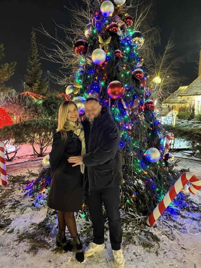 One bedroom flat or small house for a minimum 2yea Main Photo