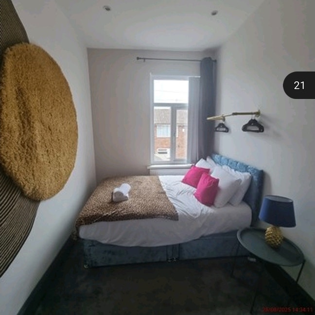 Room for rent in 3bhk Main Photo