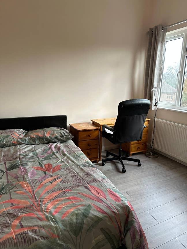 Double room available with private bathroom Main Photo