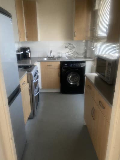 Double bedroom for rent Main Photo