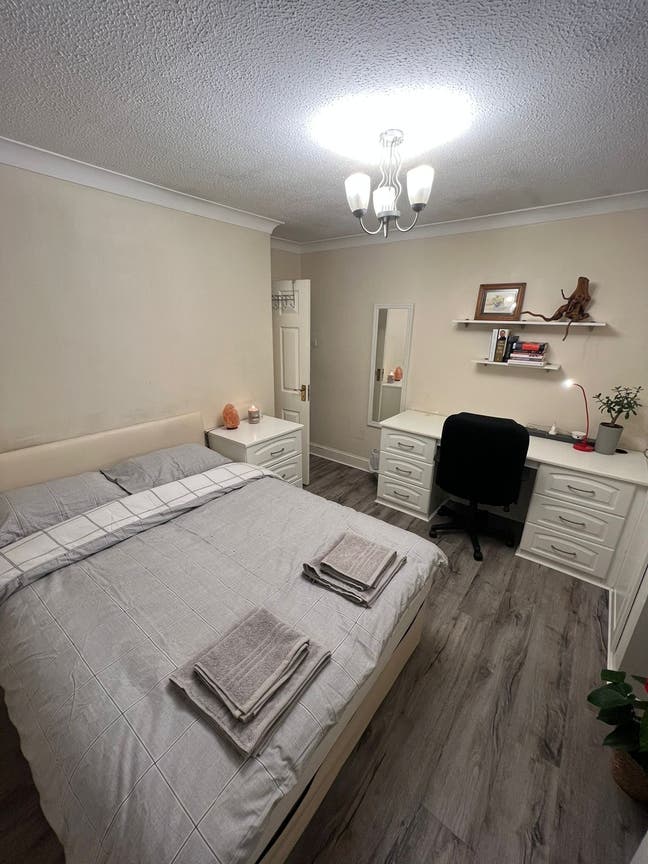 Double Room for Rent – All Bills Included  Main Photo