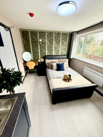 🔥Newly Refurbished Premium Studio Room 💎 Main Photo